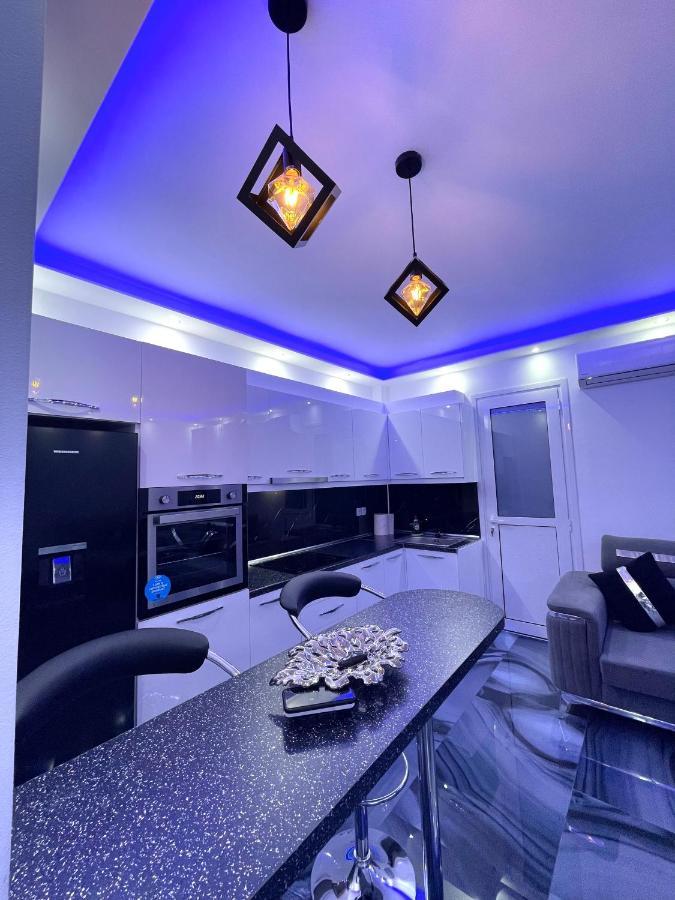 Rafina'S Luxury Apartment Экстерьер фото
